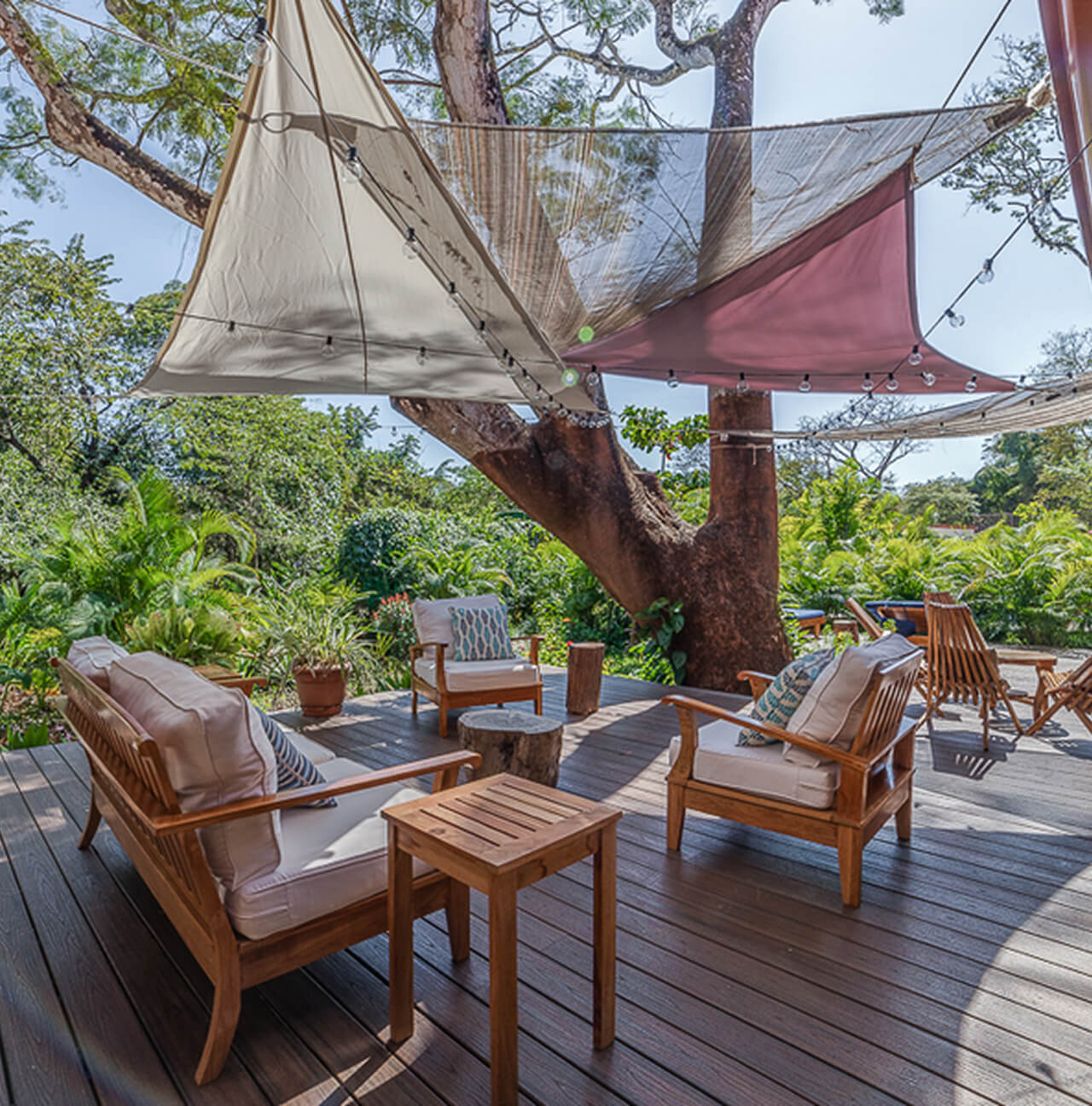 Casa Dos Mares outdoor lounge area